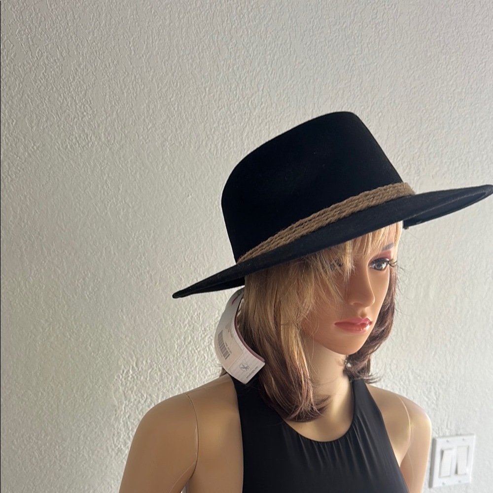 ❤️Tan and Black Fedora Hat with Wide Brim🌸